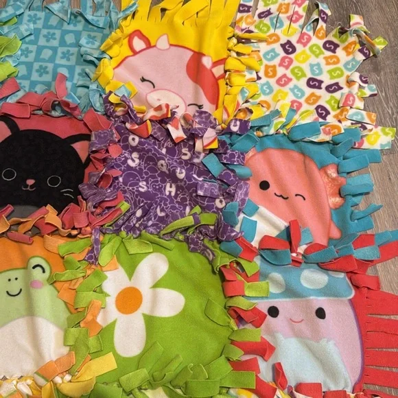 Squishmallows Colorful Hand tied Patchwork Blanket - Picture 4 of 5